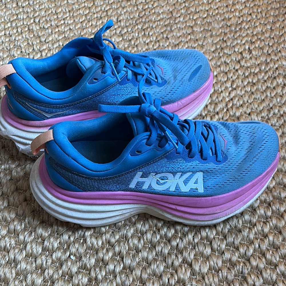Hoka Bondi 8 Sneakers